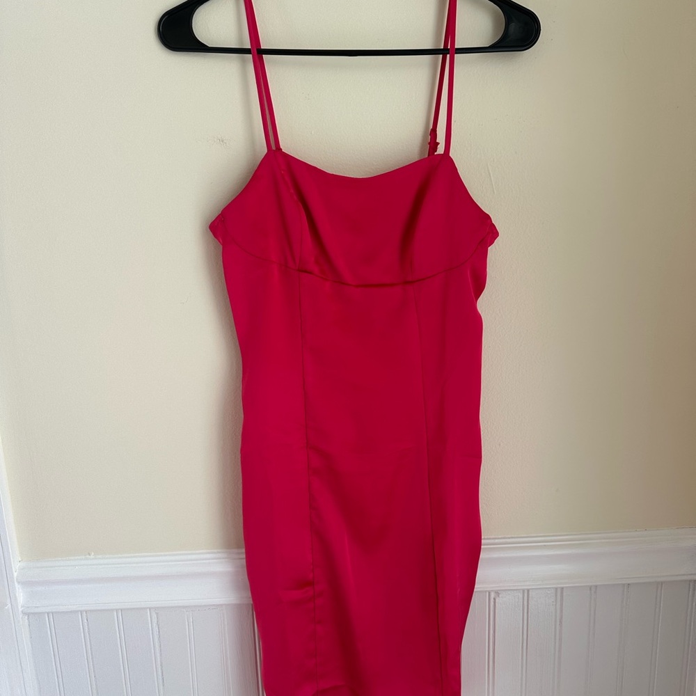 Elegant Pink Spaghetti Strap Dress